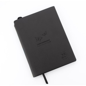 Carnet A5 BELLIS noir personnalisable gravure | Apothiclick